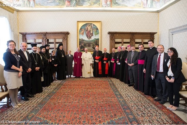 PopeFrancis-07May2015-Đức Thánh Cha chống luật Âu Châu hạn chế tự do tôn giáo