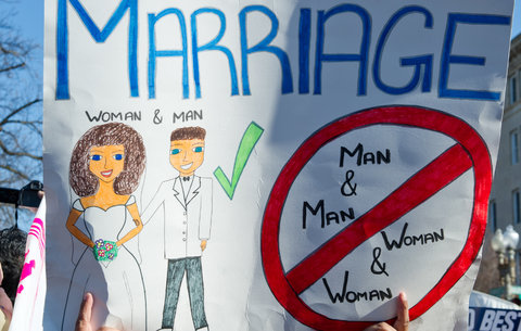 I-Am-Against-Same-Sex-Marriages-Ai sinh ra người đồng tính Chúa Satan