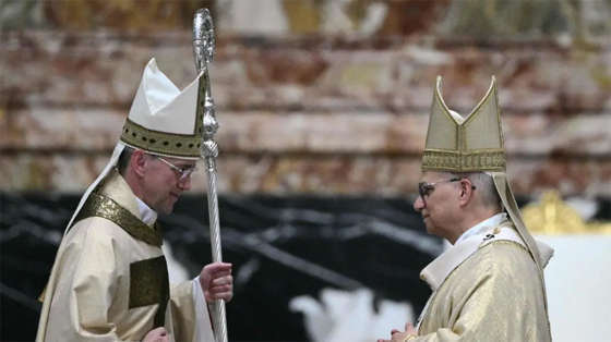 duc-thanh-cha-leo-xiv-bai-hoc-dau-tien-cua-moi-giam-muc-la-su-khiem-nhuong